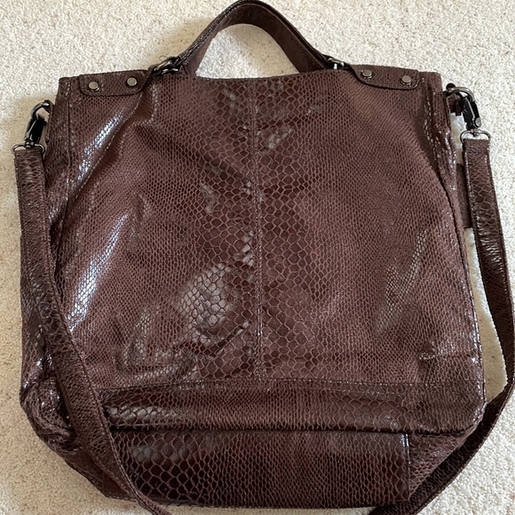 Kenneth Cole Reaction Brown Crossbody Shopper - Picture 2 of 7